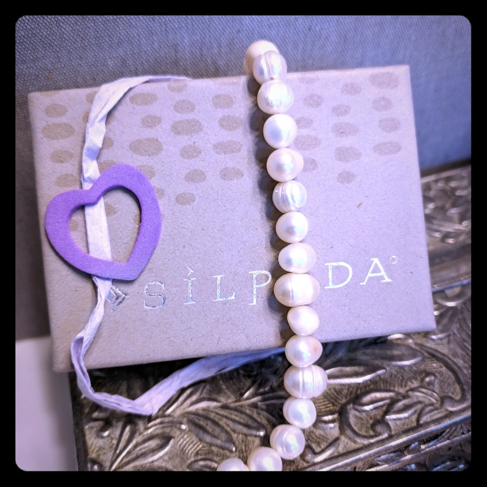 Silpada natural pearl bracelet